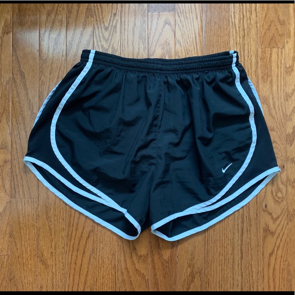 Black Nike Shorts NORTS